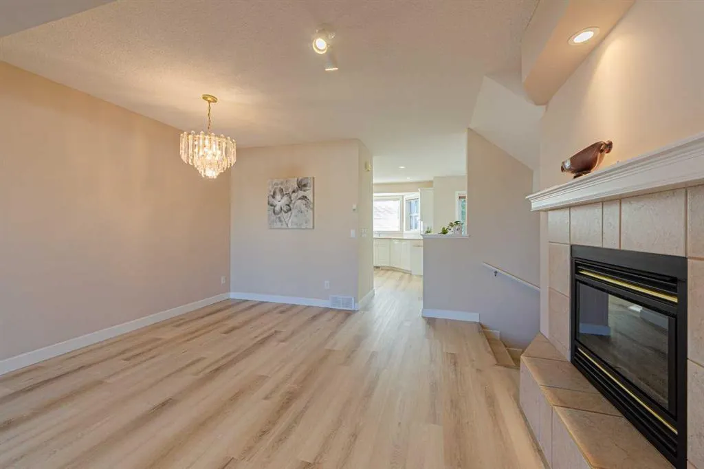 19 Sandarac Road NW