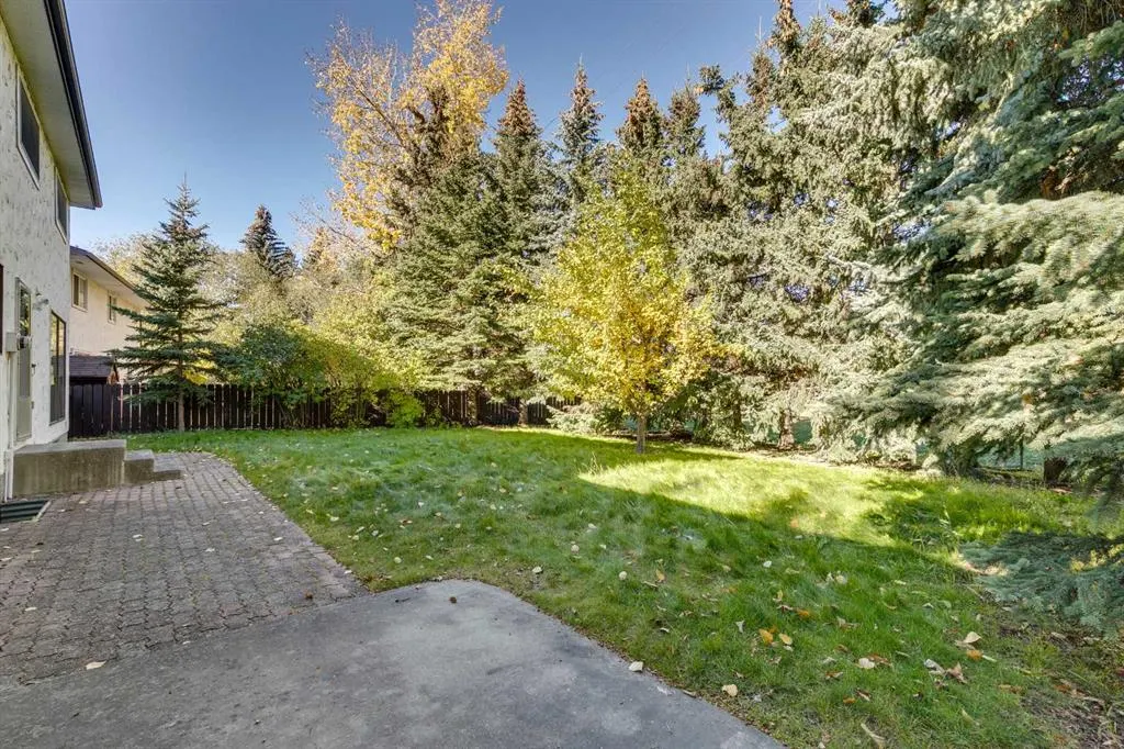 1257 Varsity Estates Road NW