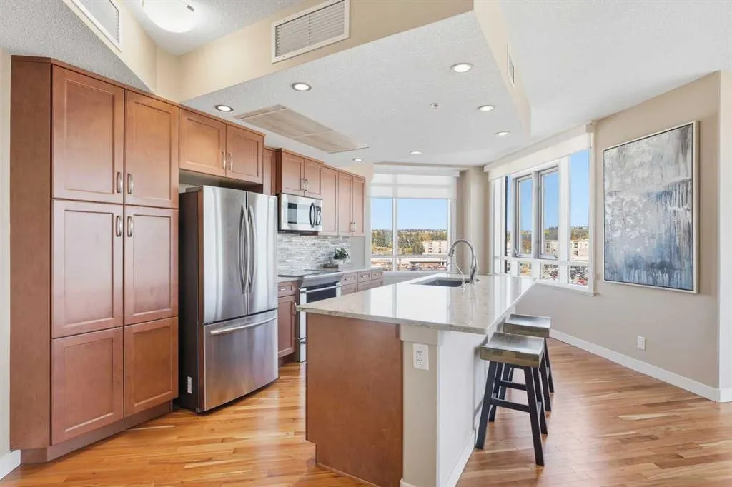 32 Varsity Estates Circle NW, #1005