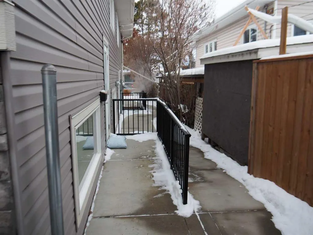 5917 51 Avenue, #1