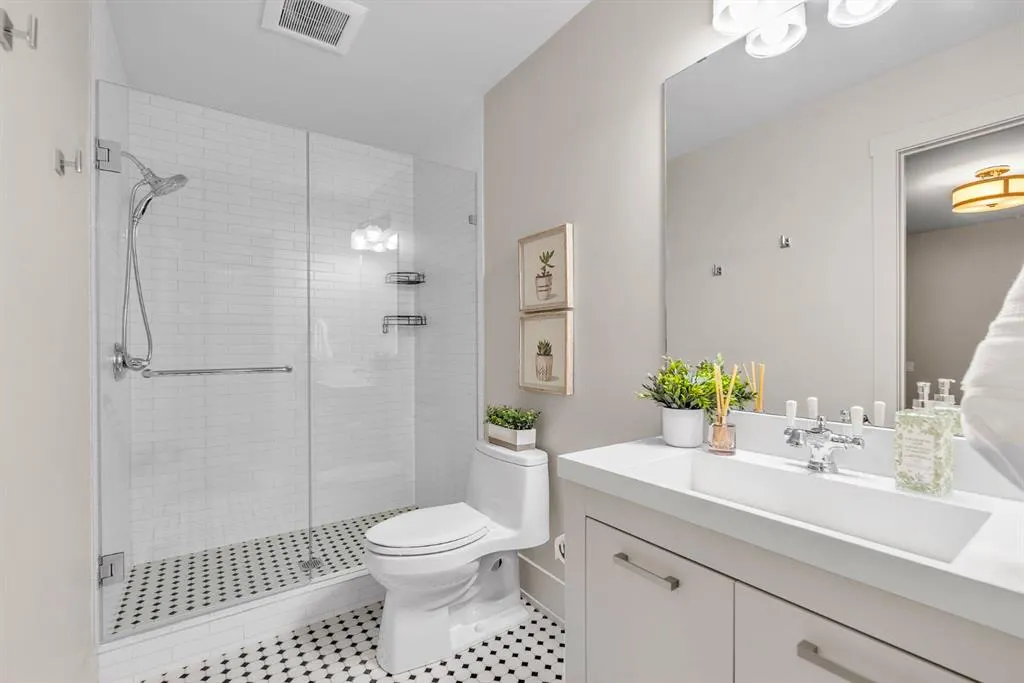 625 Britannia Drive SW