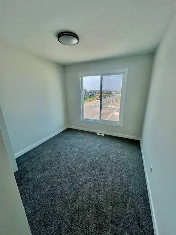 344 Corner Meadows Square NE