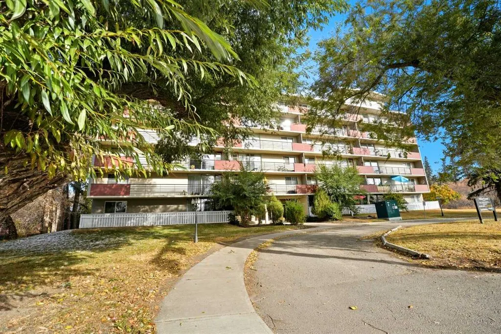 4700 55 Street, #306