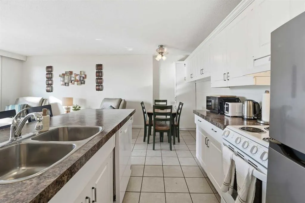 4700 55 Street, #306