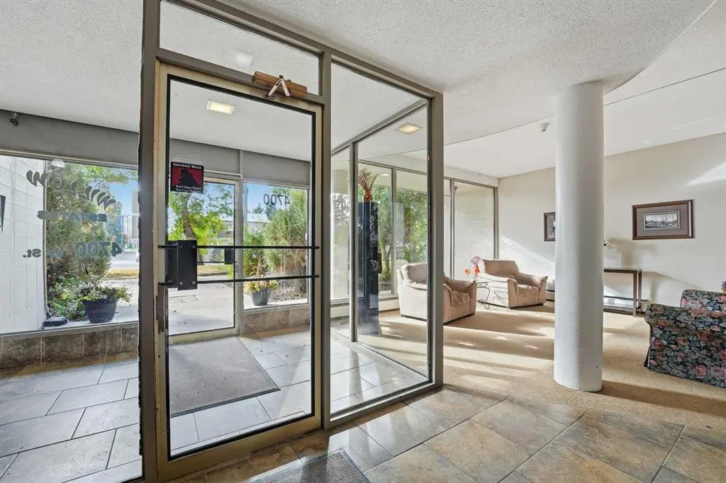 4700 55 Street, #306