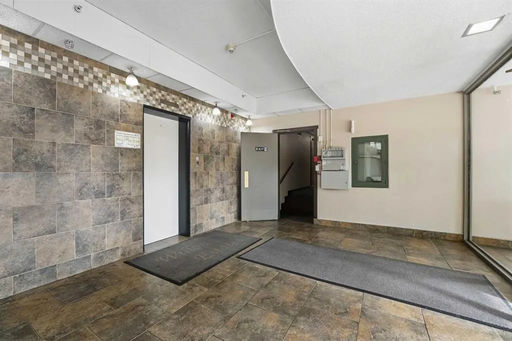 4700 55 Street, #306