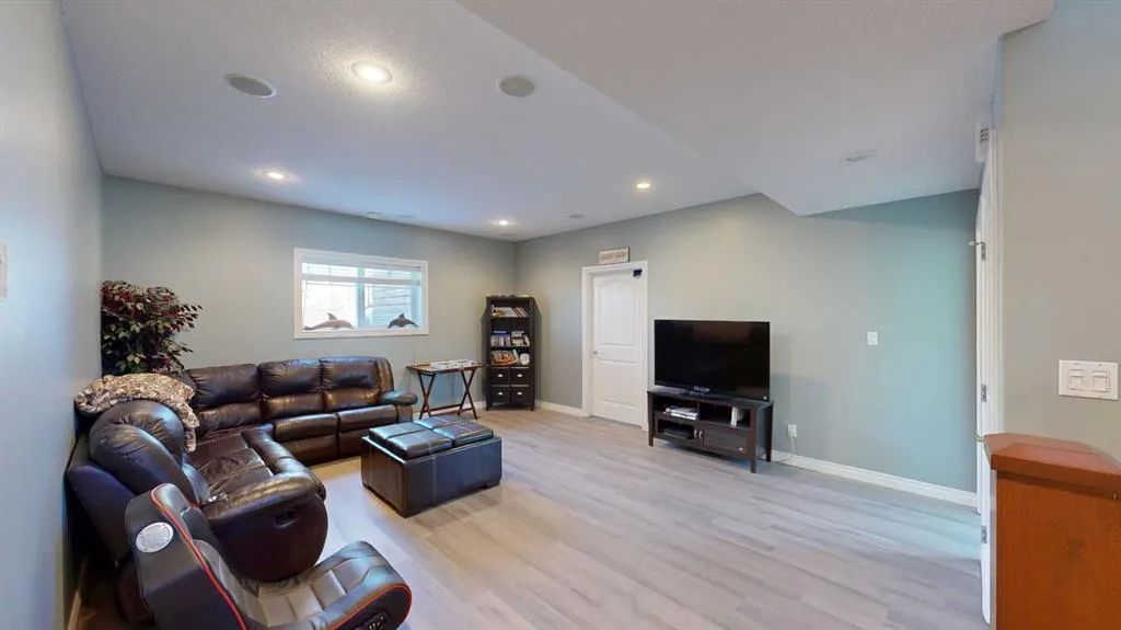 39 Cedar Heights