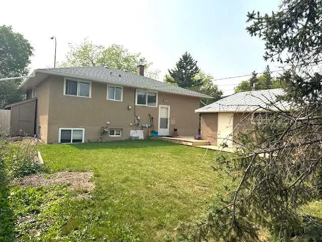 4736 Worcester Drive SW