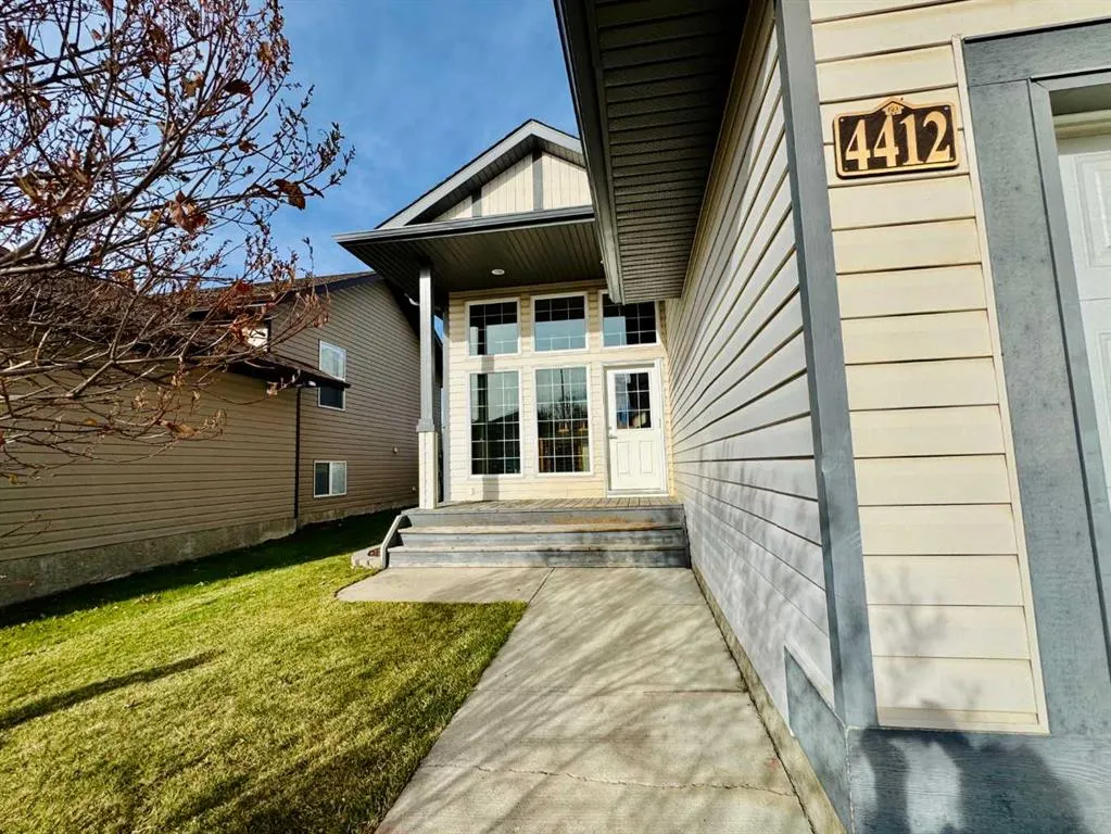 4412 58 Street Close