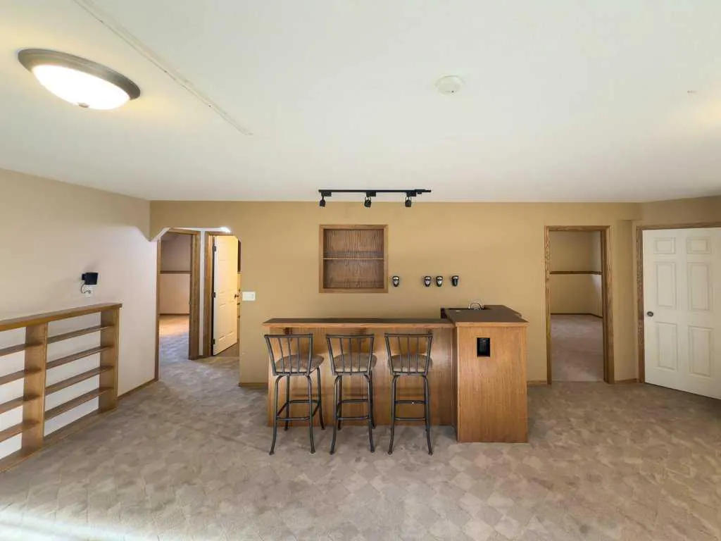 4412 58 Street Close