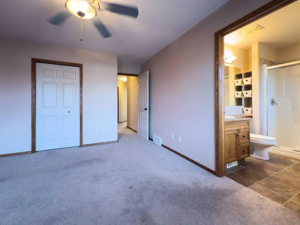 4412 58 Street Close