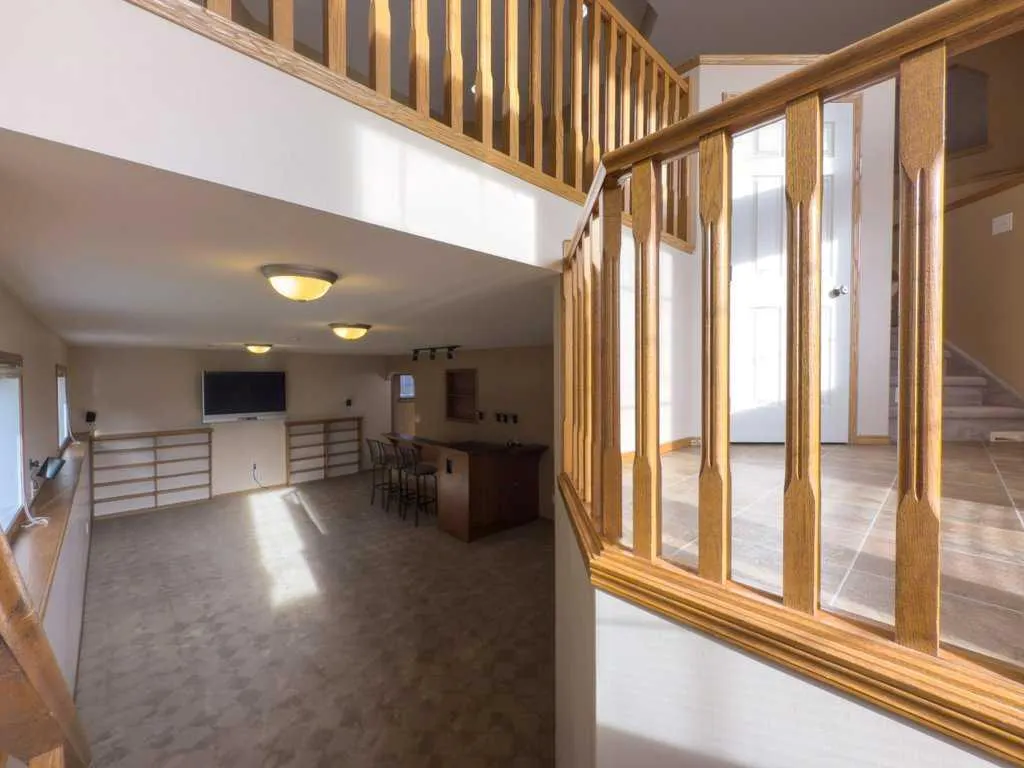 4412 58 Street Close