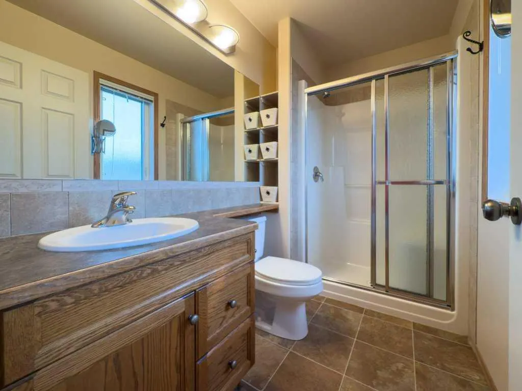 4412 58 Street Close