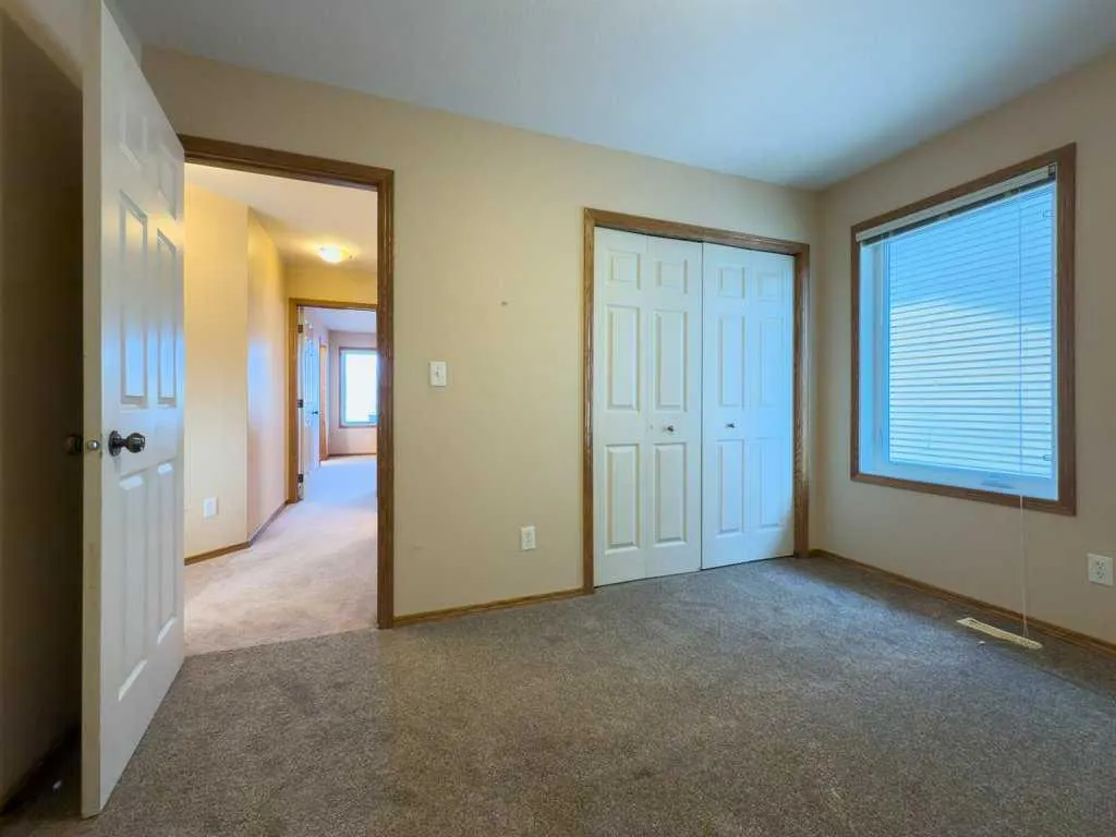 4412 58 Street Close