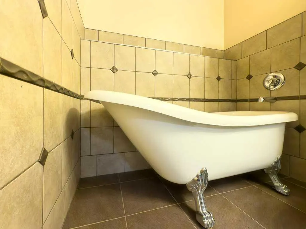 4412 58 Street Close