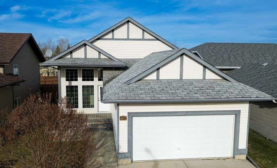 4412 58 Street Close