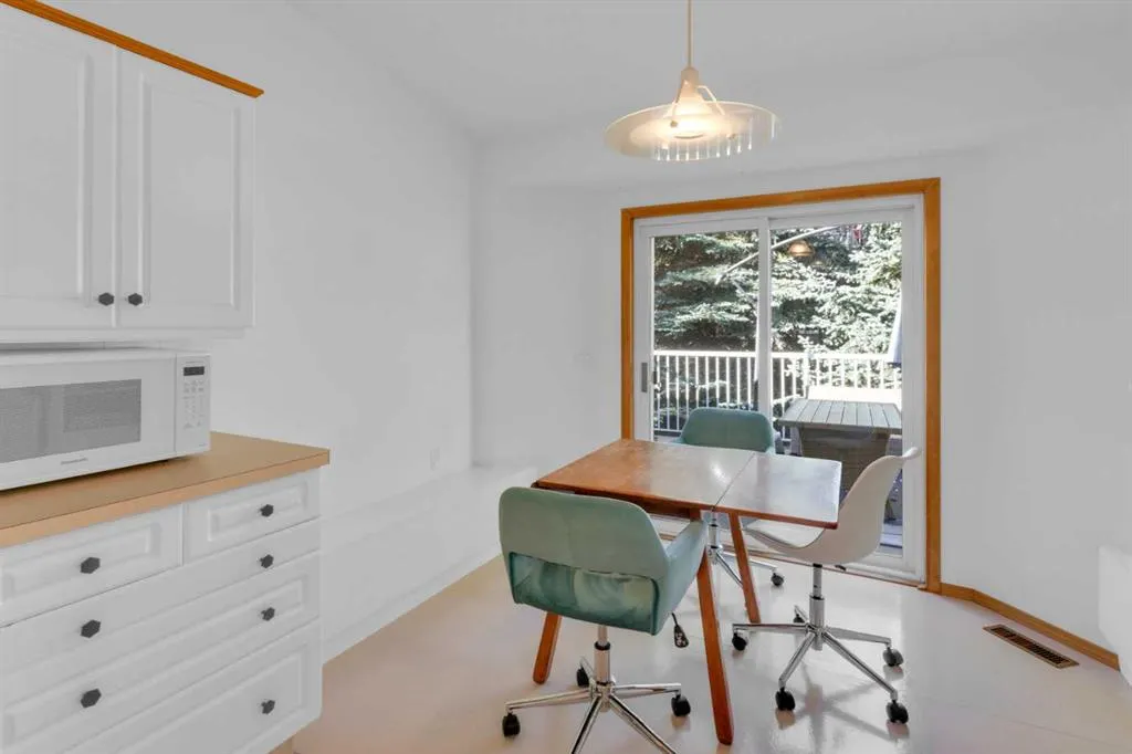 4 Christie Gardens SW