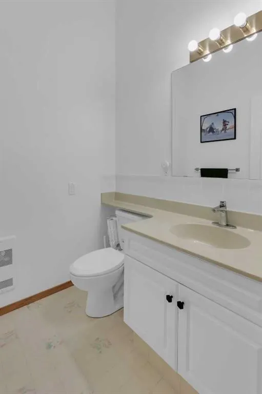 4 Christie Gardens SW