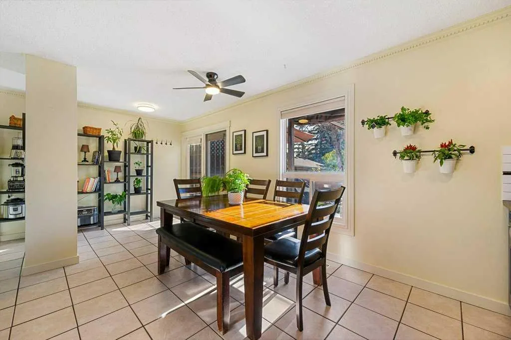 56 Shawmeadows Close SW