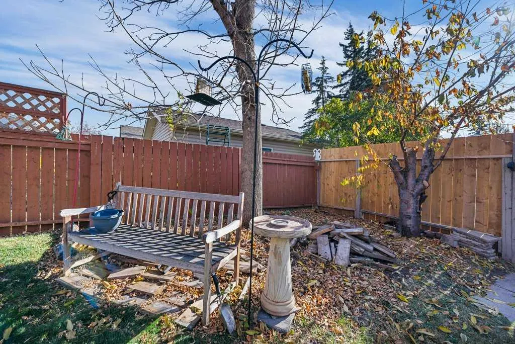 56 Shawmeadows Close SW