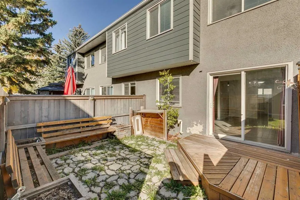 219 90 Avenue SE, #52