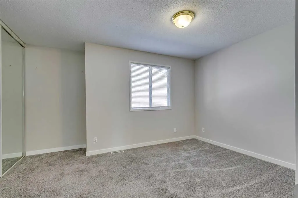 219 90 Avenue SE, #52