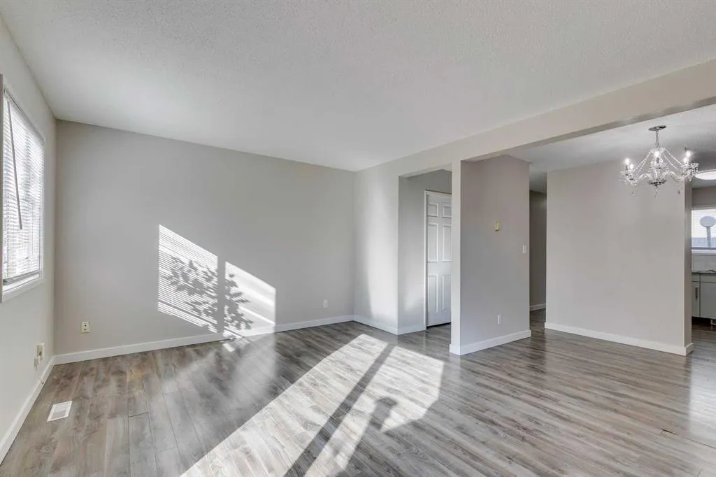 219 90 Avenue SE, #52