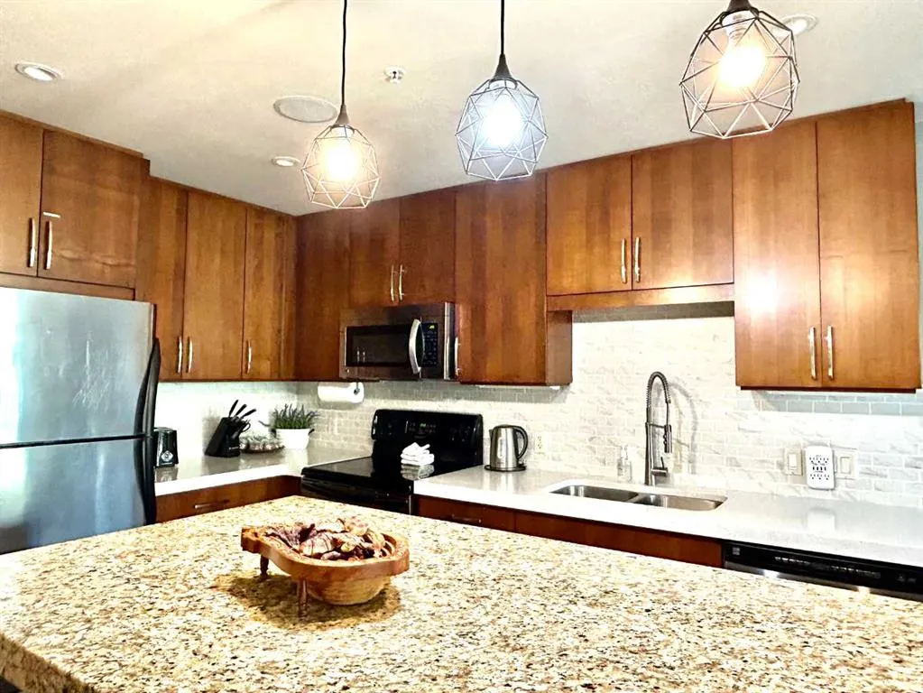 1818 Mountain Ave, #317