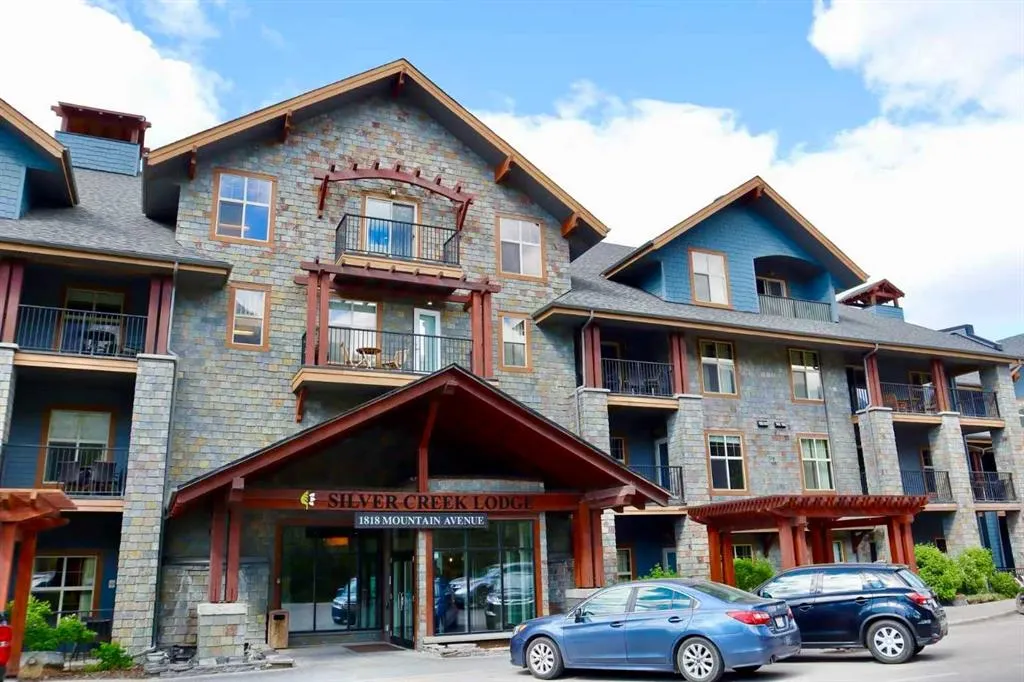 1818 Mountain Ave, #317