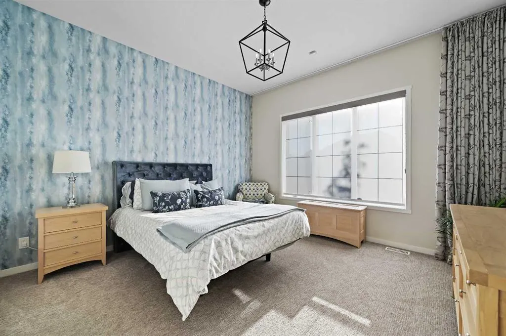12 Cranbrook Mews SE