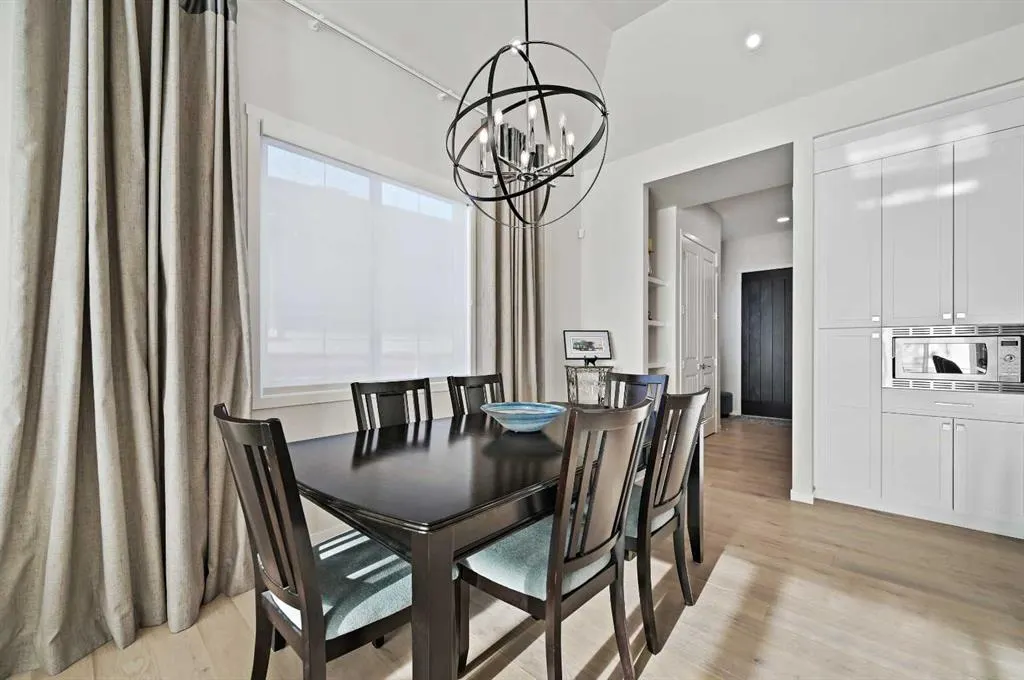 12 Cranbrook Mews SE