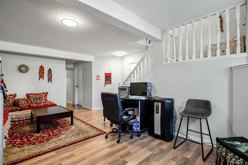 273 Mt Allan Circle SE
