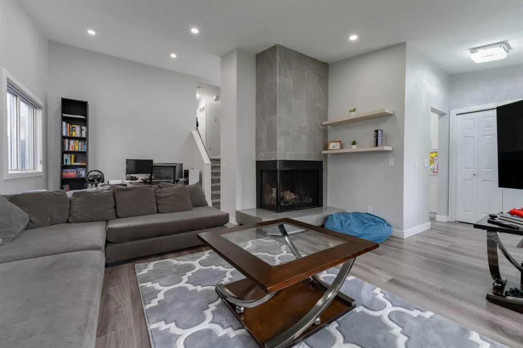 36 Whitehaven Road NE