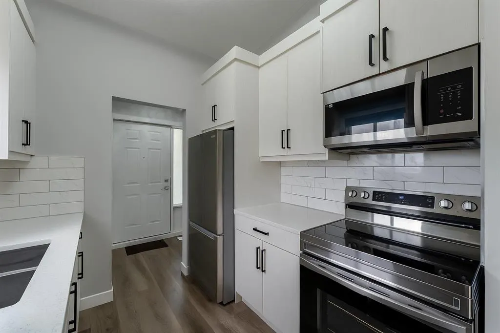 36 Whitehaven Road NE