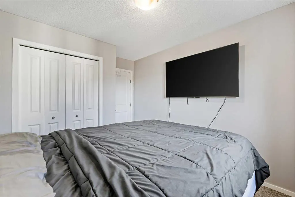 26 Chaparral Valley Common SE