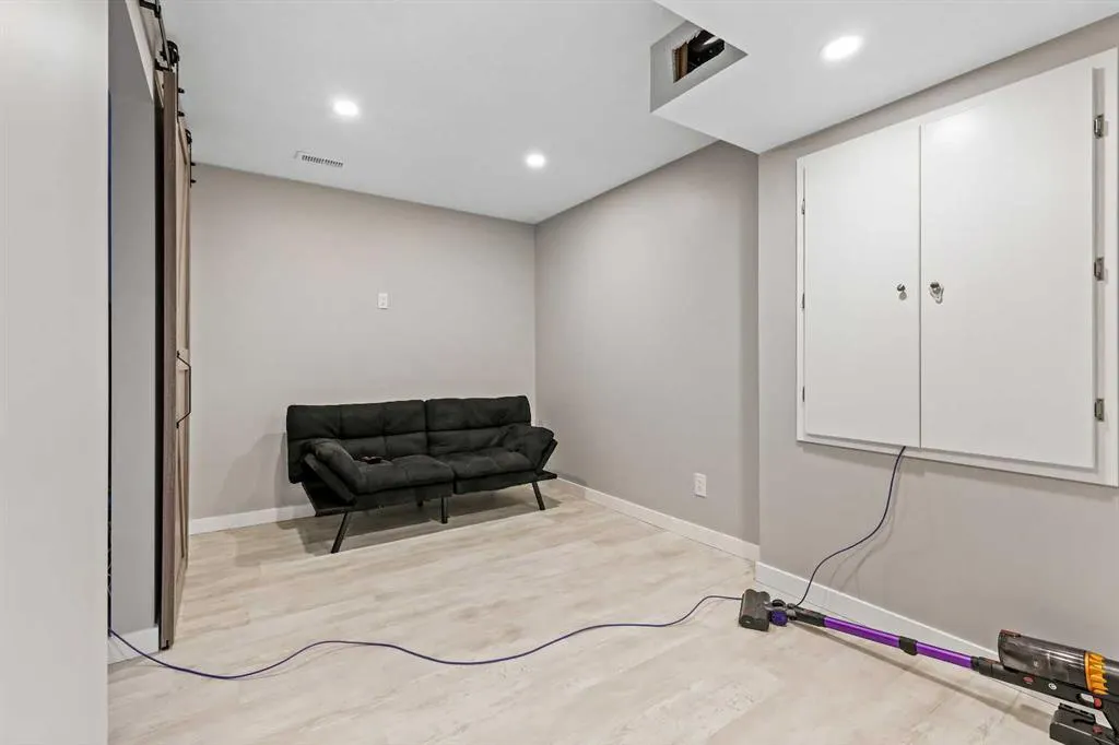 26 Chaparral Valley Common SE