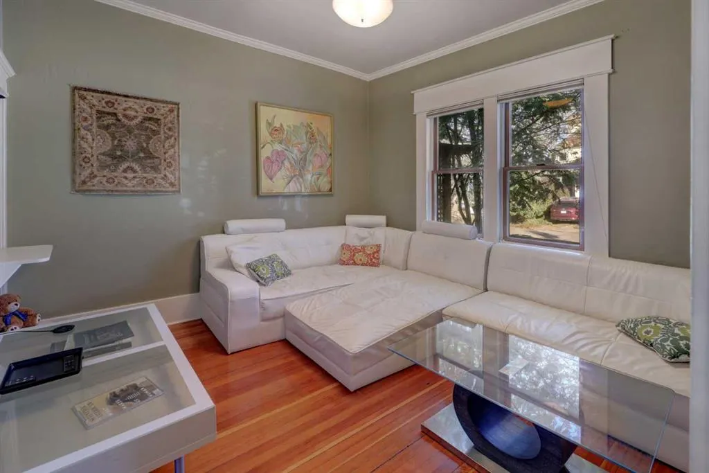 63 New Street SE