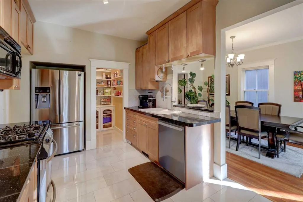 63 New Street SE