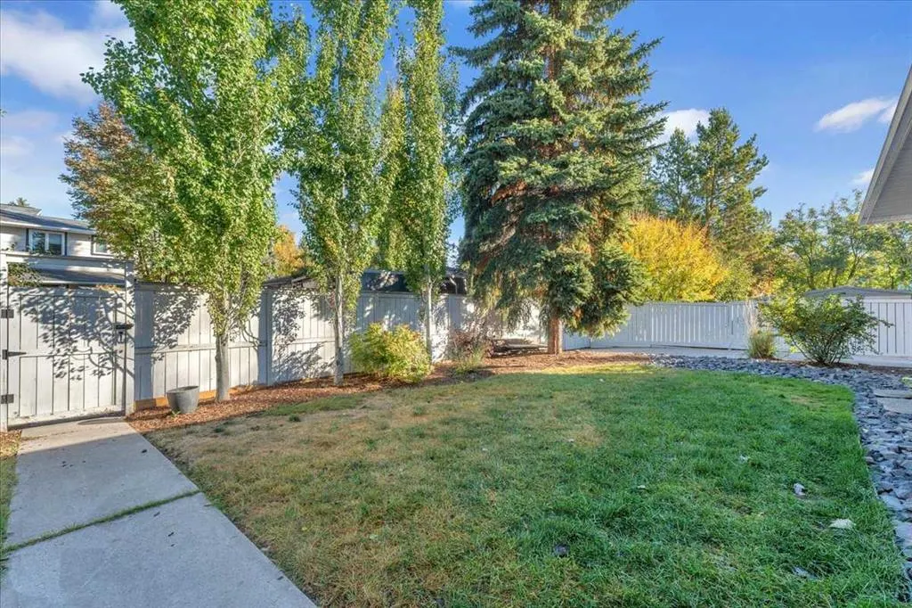 720 Willingdon Boulevard SE