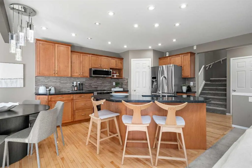 1038 Bridlemeadows Manor SW