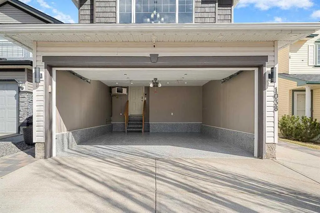 1038 Bridlemeadows Manor SW