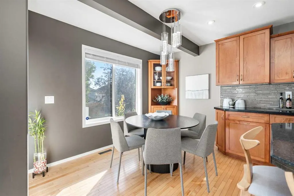 1038 Bridlemeadows Manor SW