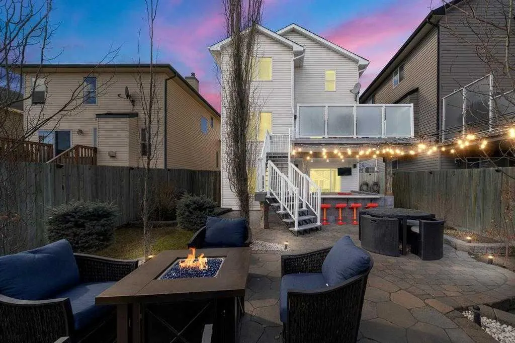1038 Bridlemeadows Manor SW