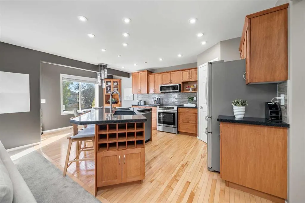 1038 Bridlemeadows Manor SW