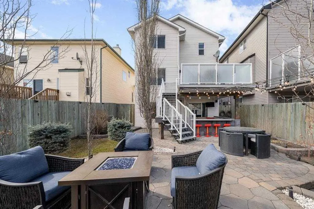 1038 Bridlemeadows Manor SW