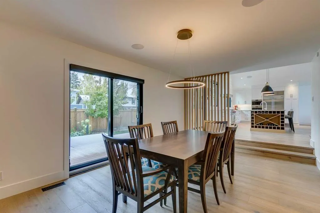 315 Oakside Circle SW