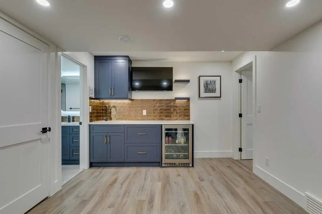 315 Oakside Circle SW
