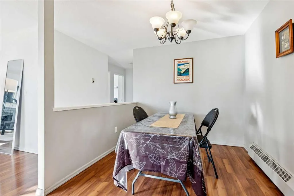 335 Garry Crescent NE, #215