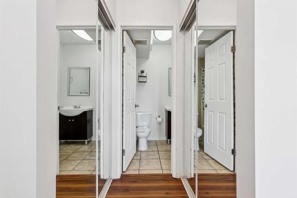 335 Garry Crescent NE, #215