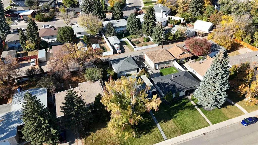 928 Mayor Magrath Drive S